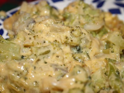 Броколи със сметана и кашкавал