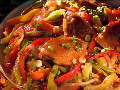 Зеленчуково рагу с пилешко месо