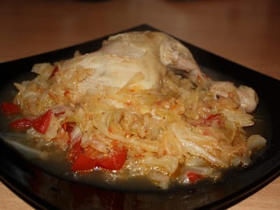 Пиле с прясно зеле