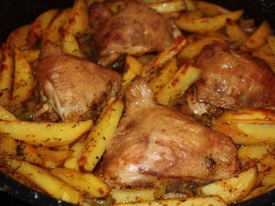 Пиле с картофи