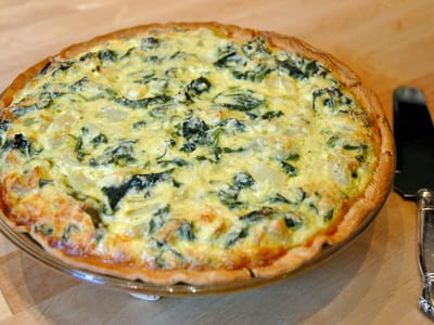 Пай със спанак и кайма