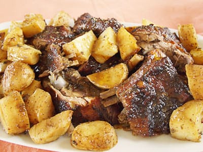 Агнешко месо с картофи