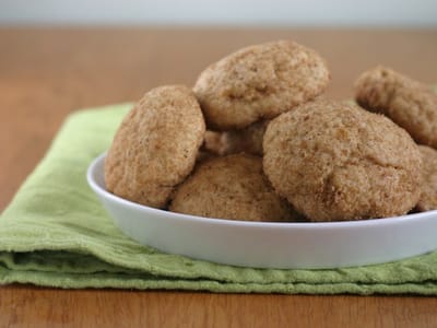 Домашни бисквити с орехи и канела