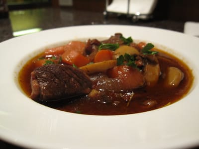 Задушено телешко