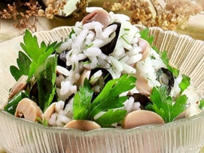 Салата с гъби и ориз