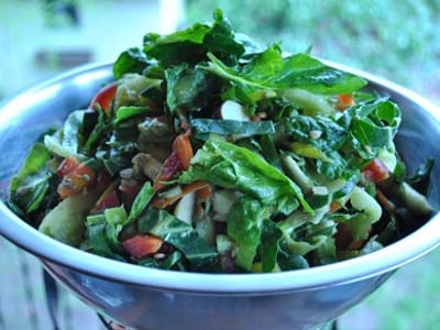 Зелена салата с пиперки